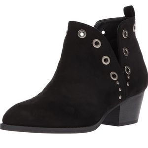 Suede ankle boot